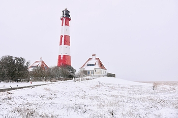 Station Westerhever in weißer Schneelandschaft