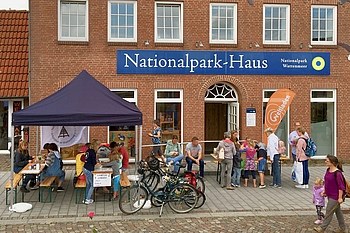 Pavillon vor dem Nationalpark-Haus