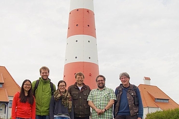 Peter Meiwald mit dem Team am Turm