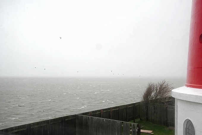 Sturmflut-Hochwasser am Leuchtturm