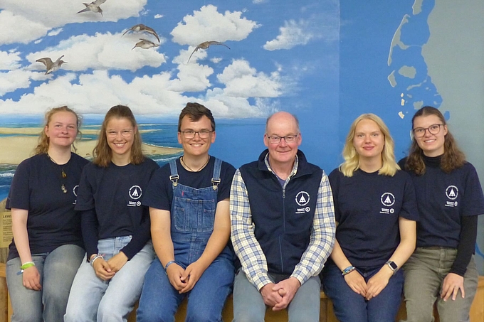 Stationsteam in der Ausstellung