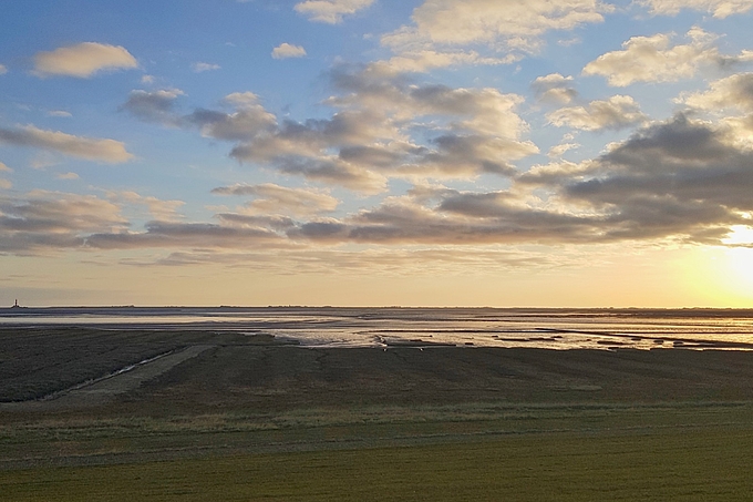 Blick auf die Tümlauer Bucht am frühen Morgen