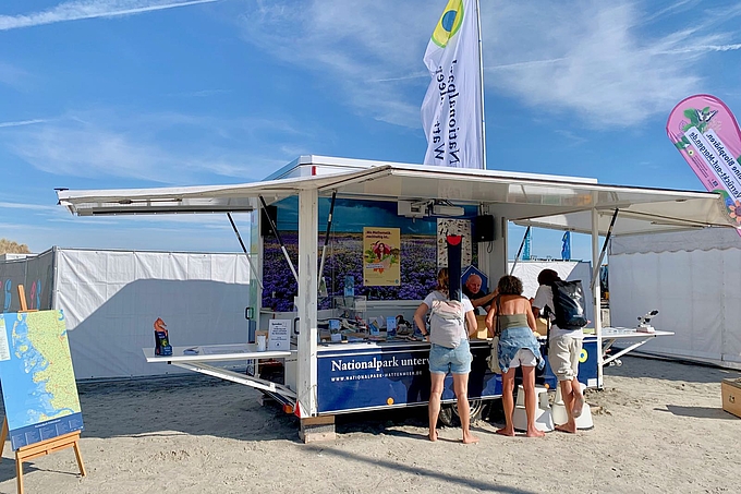 Nationalpark-Infowagen bei den Kitesurf-Masters