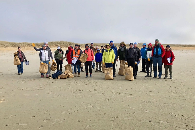 Gruppenbild auf der Sandbank