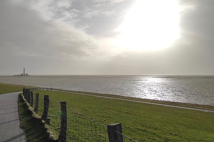 Weitgehendes Landunter am Leuchtturm Westerhever